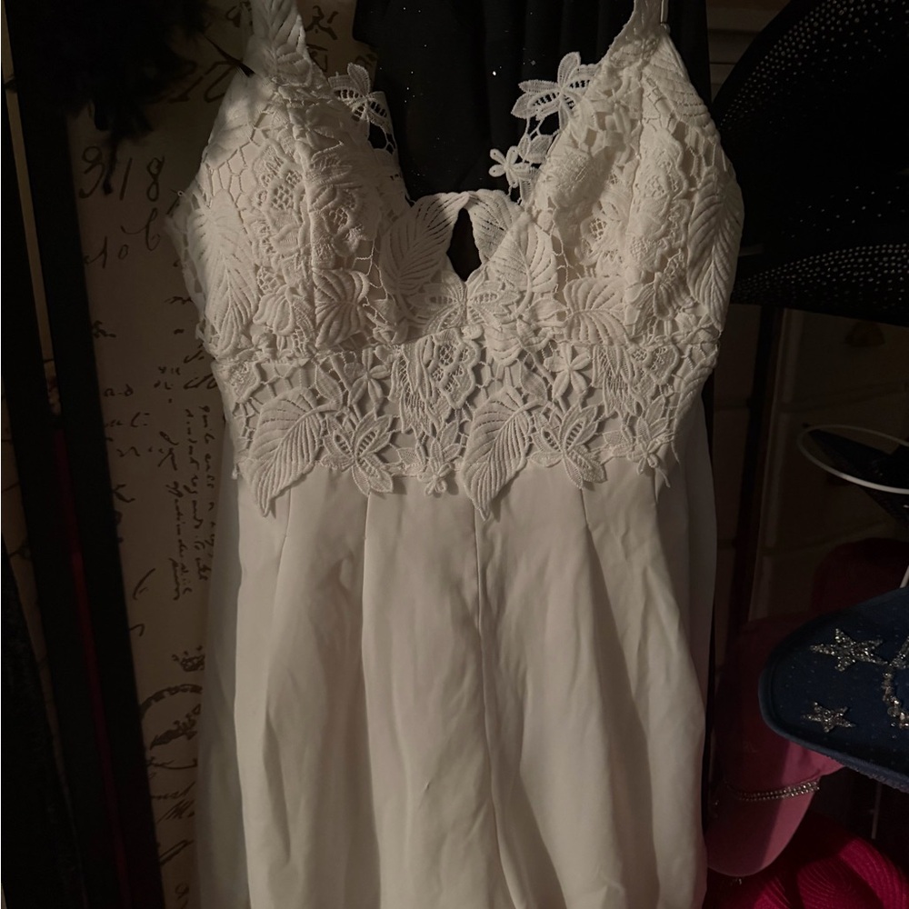 White Lace Sleeveless